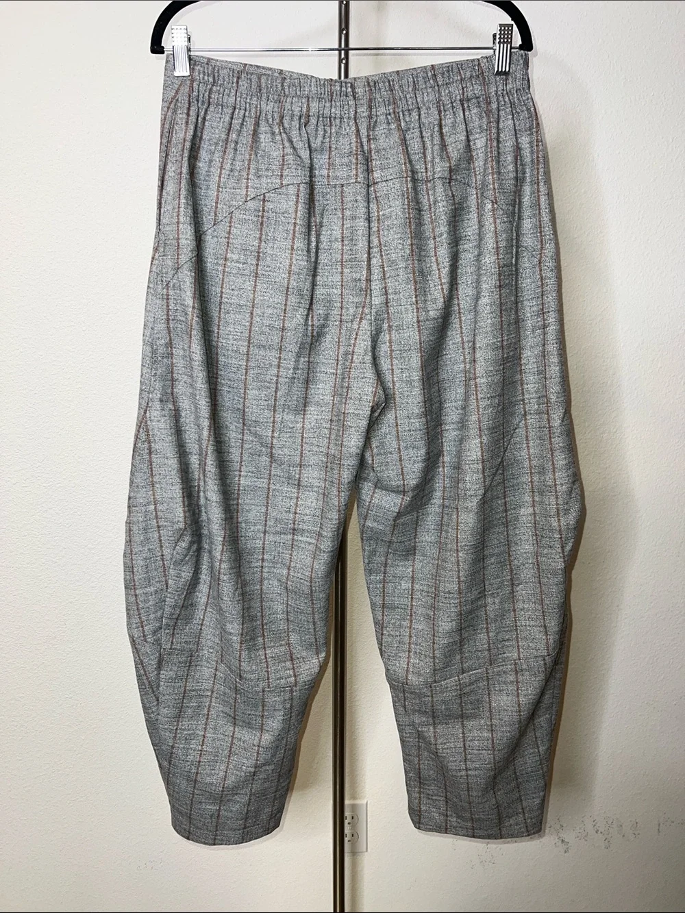 Ruti Curved Barrel Leg Trousers - Picture 2 of 4